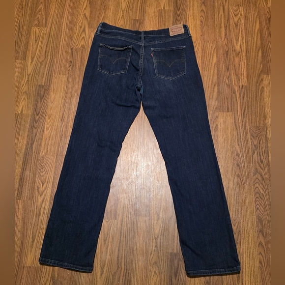 Levi’s 314 Shaping Straight Women’s 32x32 Mid Rise Slim Straight Dark Wash E45 - Picture 7 of 12
